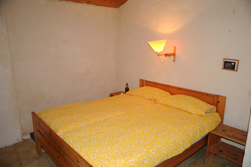 Chateau du Blat: Doppelbett der Ferienwohnung N4